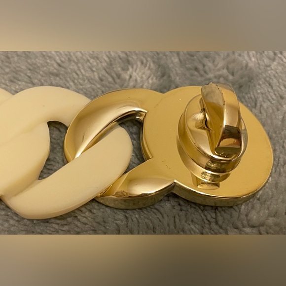 Marc Jacobs Katie Silicone Chain Bracelet - Picture 11 of 11